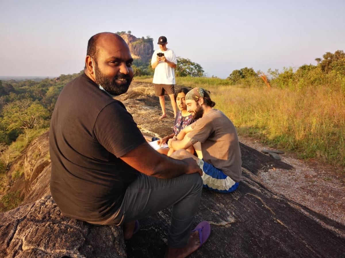 Sigiriya Village Home Stay ภายนอก รูปภาพ