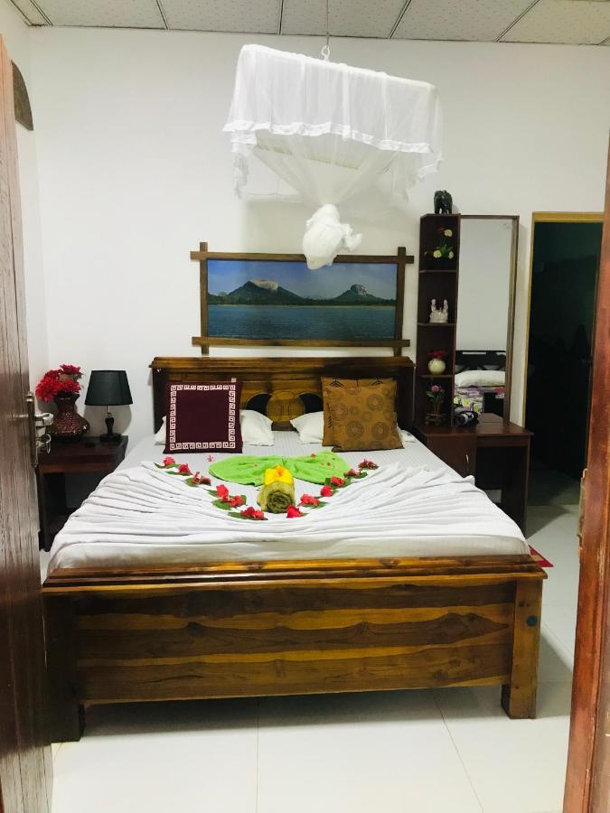 Sigiriya Village Home Stay ภายนอก รูปภาพ